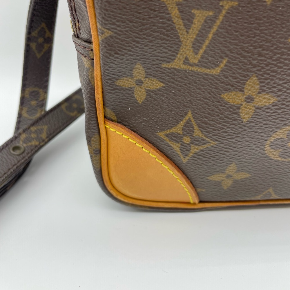 Louis Vuitton Monogram Amazone Crossbody Bag - Picture 8 of 16